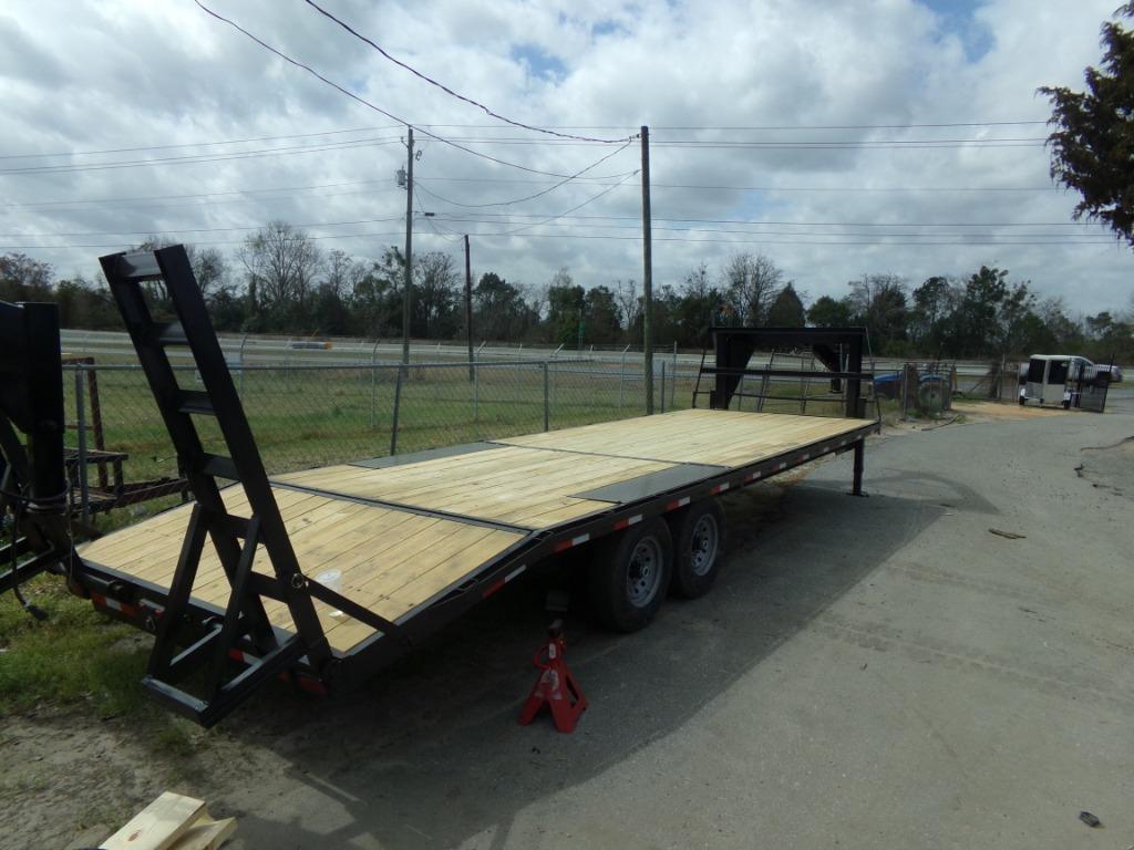 2022 Down To Earth 26 gooseneck 14k  - $10,995